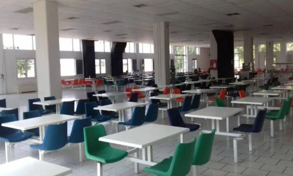 Ρατσισμός σε βάρος φοιτητή που ήταν ορφανός - Τον απέρριψαν από τη φοιτητική λέσχη